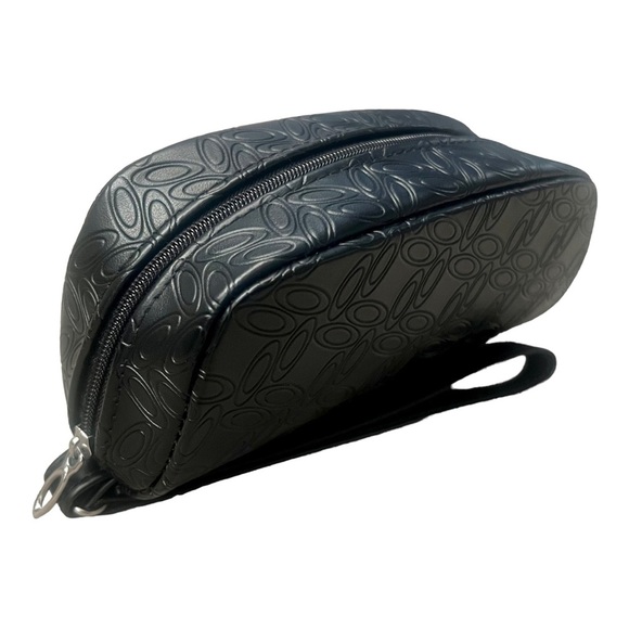 Oakley Soft Shell Glasses Case - Picture 7 of 7